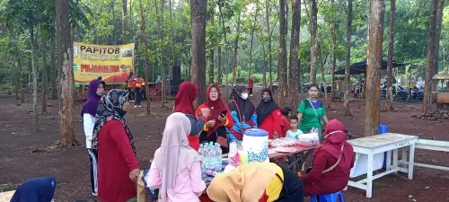 Usai Vakum Selama Ramadhan, PUJASALIKA Kalisalak Kembali Hadir dan Dorong UMKM Warga